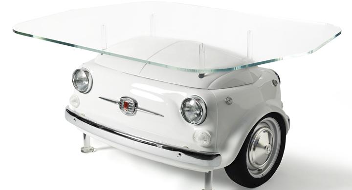 Inred vardagsrummet med Fiat