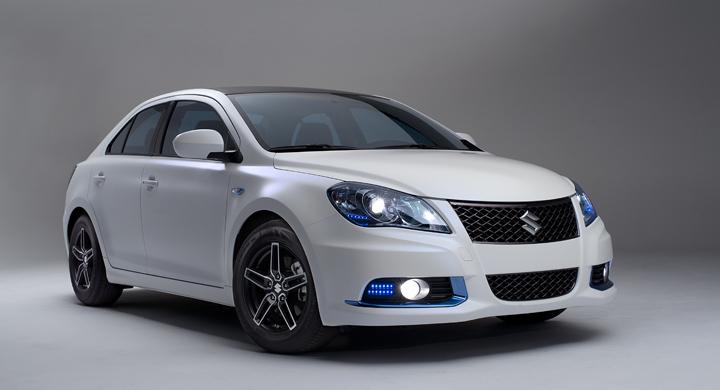 Suzuki Kizashi EcoCharge: Ny hybrid