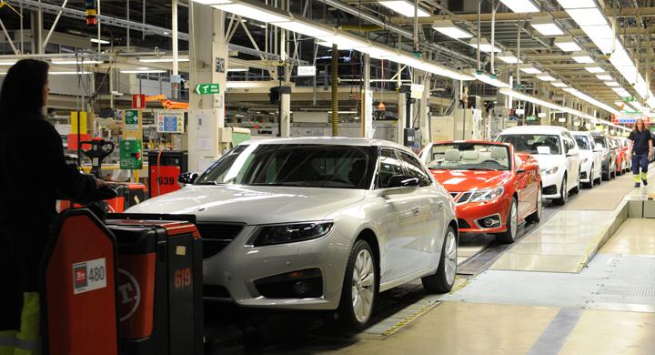 Saab startar fabriken efter sju veckor