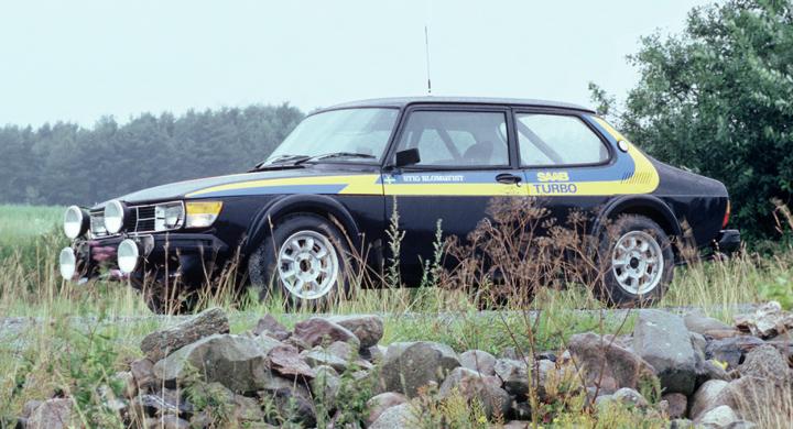 Muller och Antonov kör veteranrally
