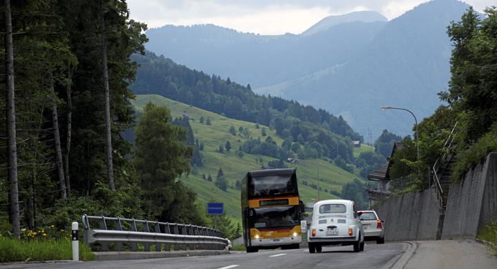 Kör bil runt sjön Bodensee