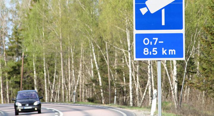 Bilfrågan: Lag om varning för fartkamera?