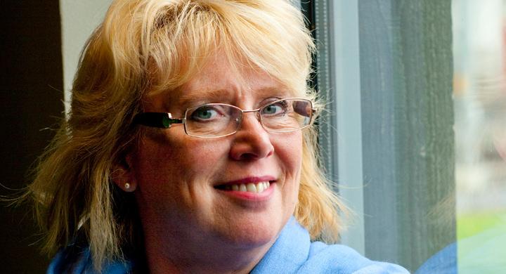 Lena Ek vill ha snabbstart för elbilen