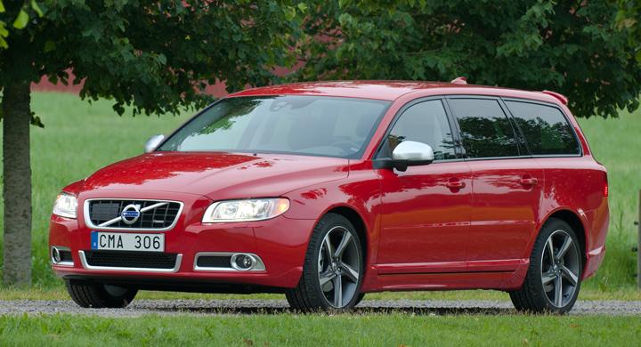 Volvo återkallar 100 000 bilar