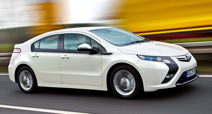 Opel Ampera utsedd till Årets Bil