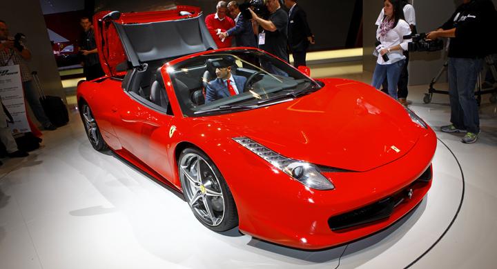 Ferrari återkallar California och 458