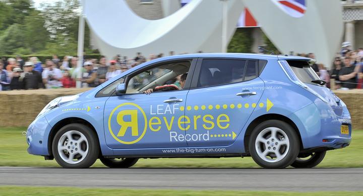 Nissan backar fortast