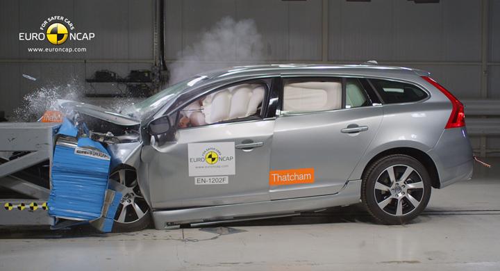14 får fem stjärnor i Euro NCAP