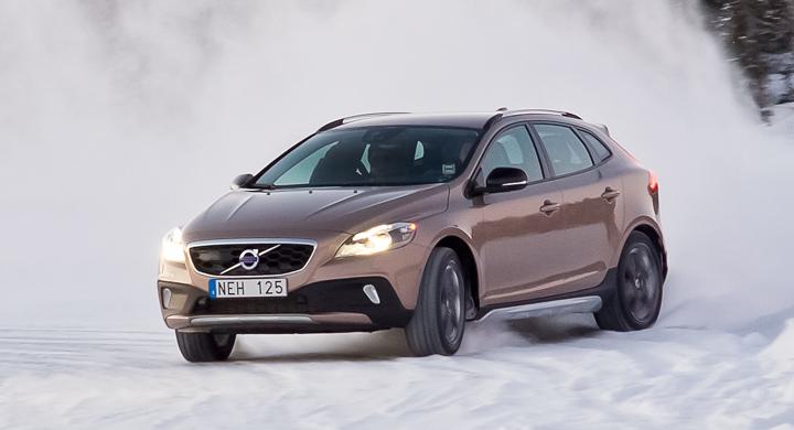 Provkörning: Volvo V40 Cross Country (2013)