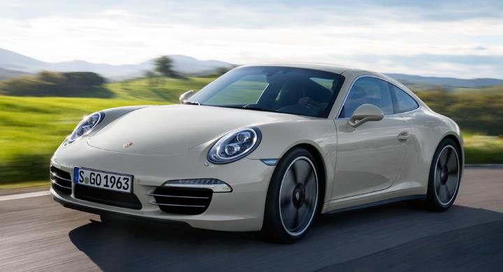 Porsche 911 firas med jubileumsbil