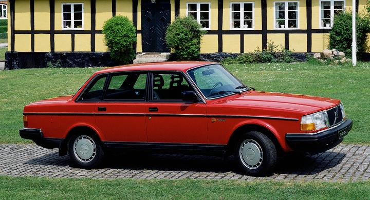 Bilfrågan: Var läcker det i min Volvo 240?