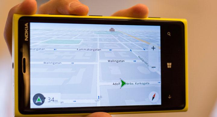 Svenskar ratar GPS – väljer mobilen