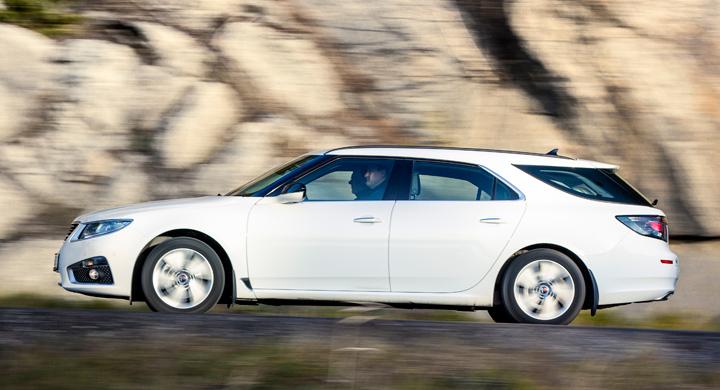 Han äger unik Saab 9-5 SportCombi