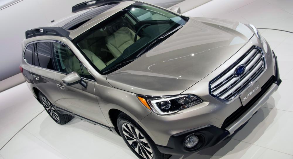 Subaru Outback (2015) - presenterad i helhet