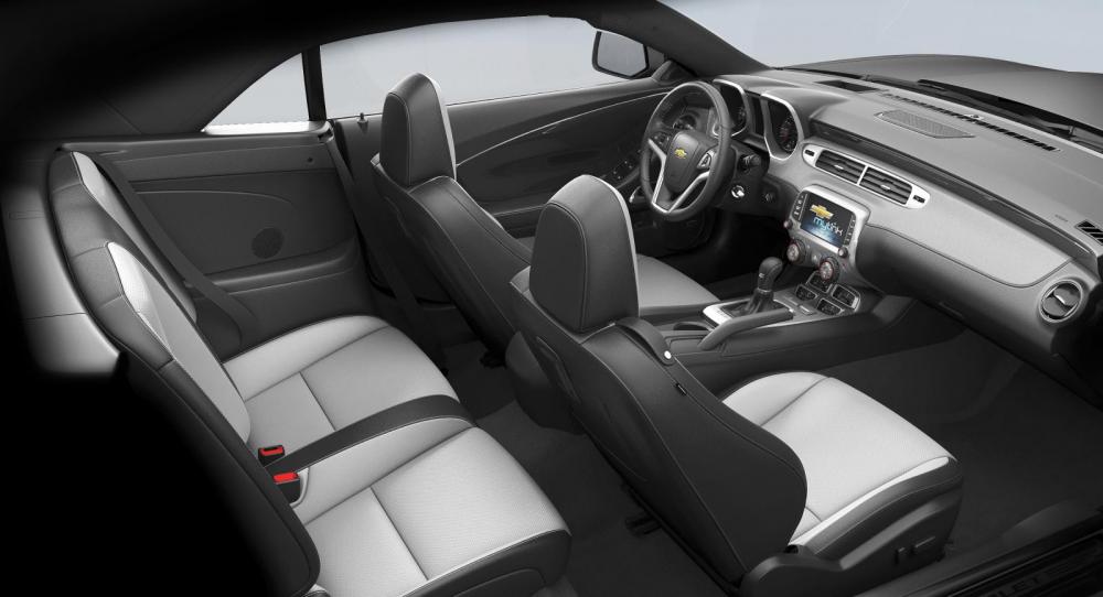 GM återkallar en halv miljon bilar av modellen Camaro. Anledningen är en tändningsnyckel som vrids för lätt.
