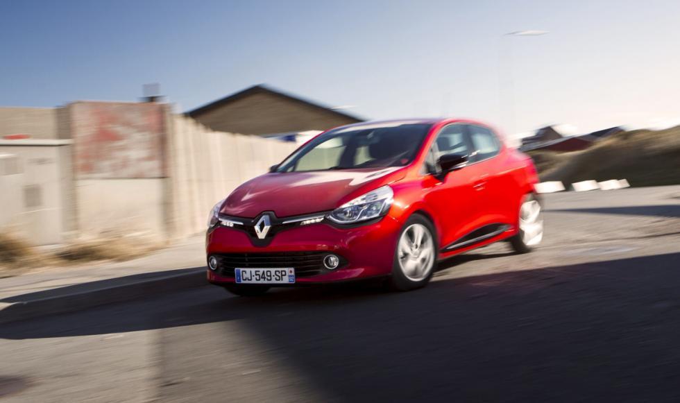 Renault Clio är en av modellerna som återkallas på grund av felinstallerade bromskomponenter.