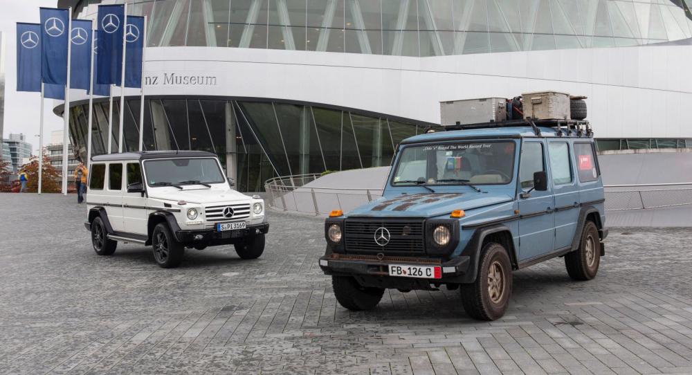 Gunther Holtorf har besökt 215 länder i sin 300 GD, det ger bilen en plats i Mercedes eget museum i Stuttgart. I bakgrunden ses jubileumsbilen Edition 35.
