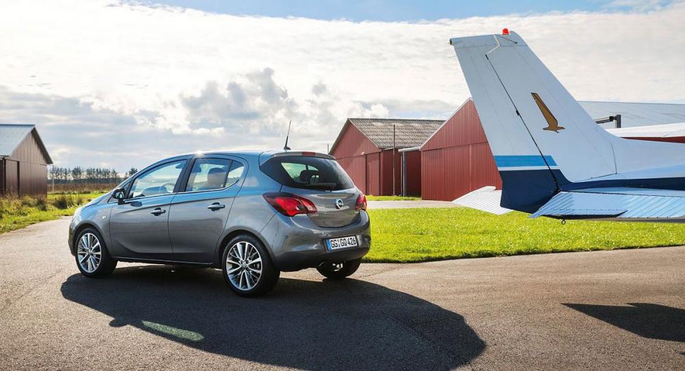 Opel kan använda samma pressverktyg som tidigare eftersom gamla och nya Corsa har samma form.