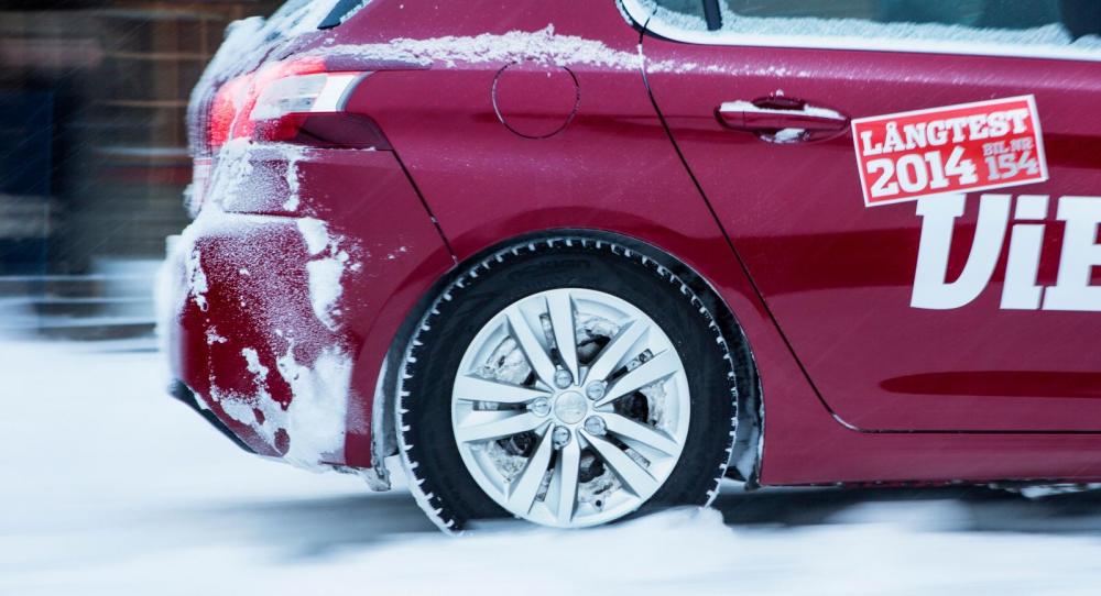 Peugeot 308 ingick i förra årets långtest, bilen fick problem med fastfrusna bakbromsar under vintertestet.