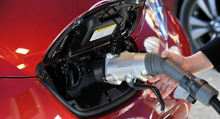 Populariteten hos Nissan Leaf ökar hos privatpersoner.