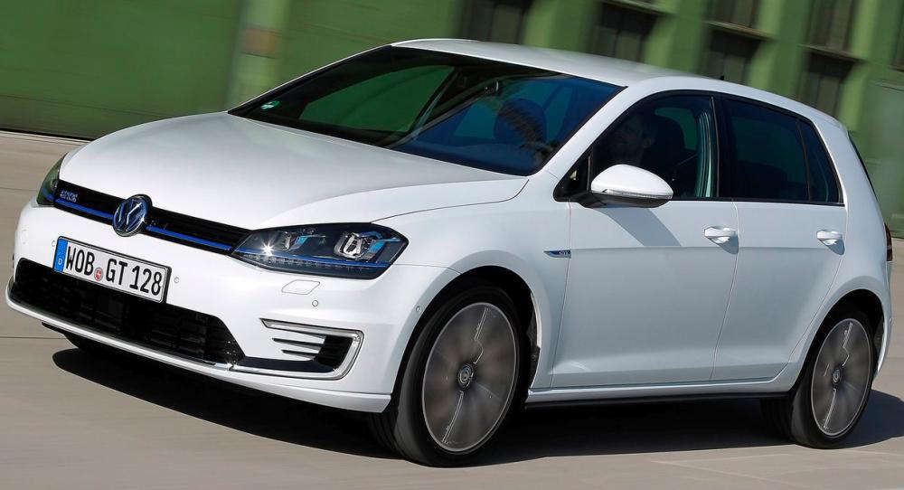 2. VW Golf.