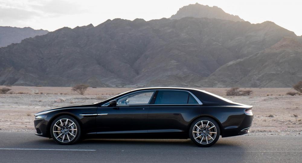 Aston Martin Lagonda. Bild: 8/10.
