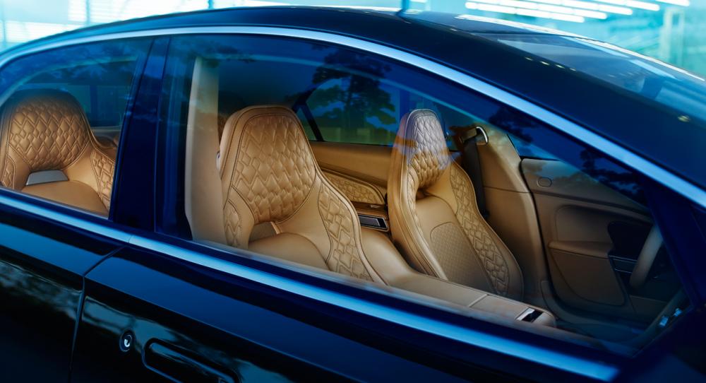Aston Martin Lagonda. Bild: 4/10.