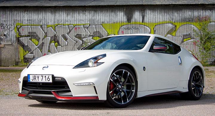 Kort, låg, bred och med nya fartattribut – Nissan Nismo är en kraftfull syn.