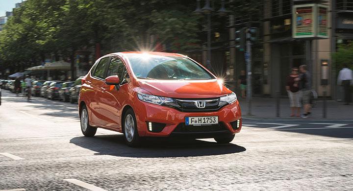 Nya Honda Jazz lanserades i Sverige i början av oktober. Det är en fyrametersbil som konkurrerar med bland andra klassledande VW Polo.