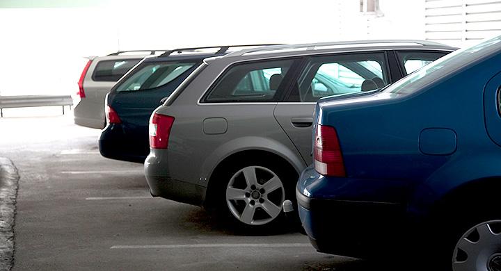 Begagnat säljer som aldrig förr och Volvo V70 toppar statistiken.