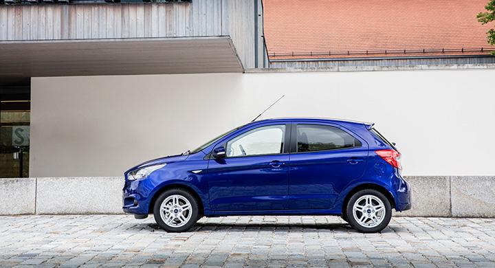 Ford Ka+ är en femdörrars halvkombi.