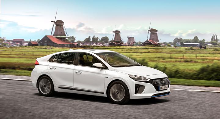 Med Ioniq-satsningen är Hyundai den enda biltillverkare som kan erbjuda hybrider, elbilar och vätgasteknik.