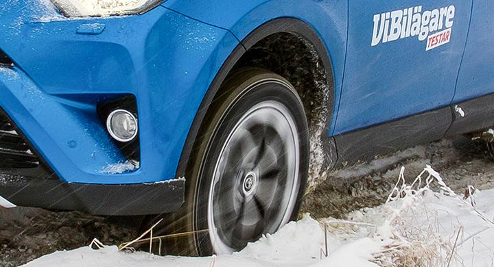 Fyrhjulsdriften och antispinn-systemet arbetar tillsammans.