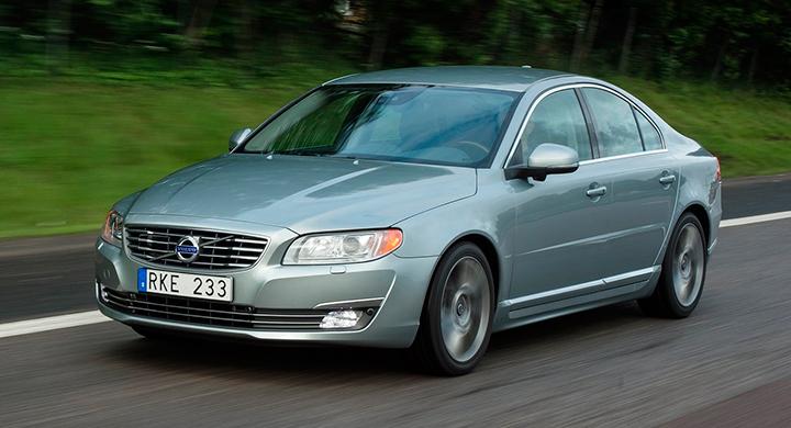 Frågeställaren undrar om det kan vara en bra idé att rostskydda sin nyinköpta Volvo S80.