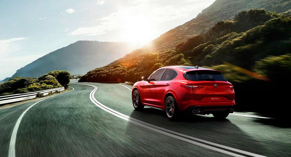 Alfa satsar på suv – här är nya Stelvio
