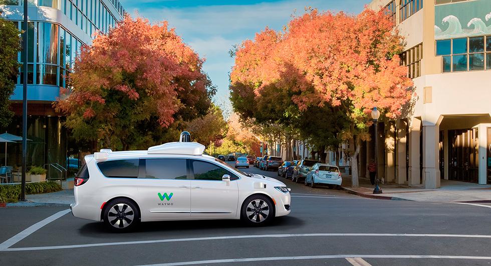 Waymo visar självkörande bil