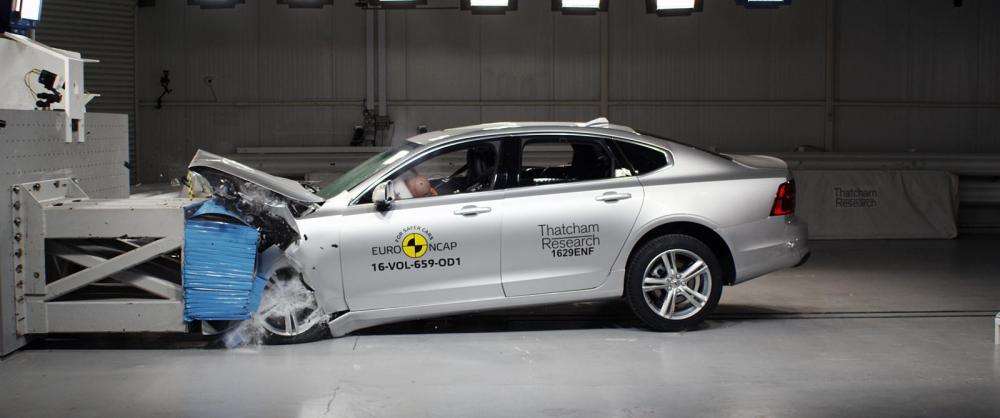 Volvo S90 presterade på topp i EuroNcap´s krockprov.