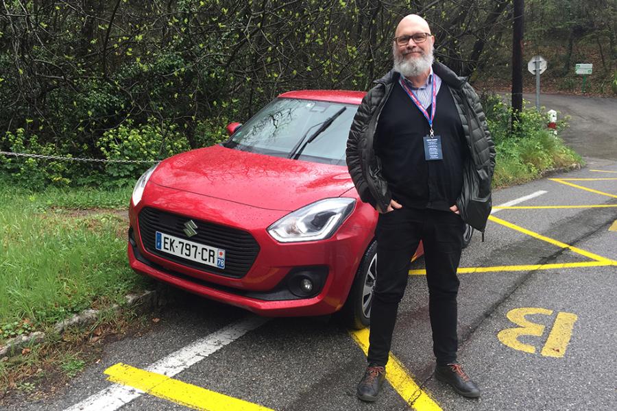 Nya Suzuki Swift får ett cirkapris på 140.000 kronor i Sverige och då ingår autobroms.