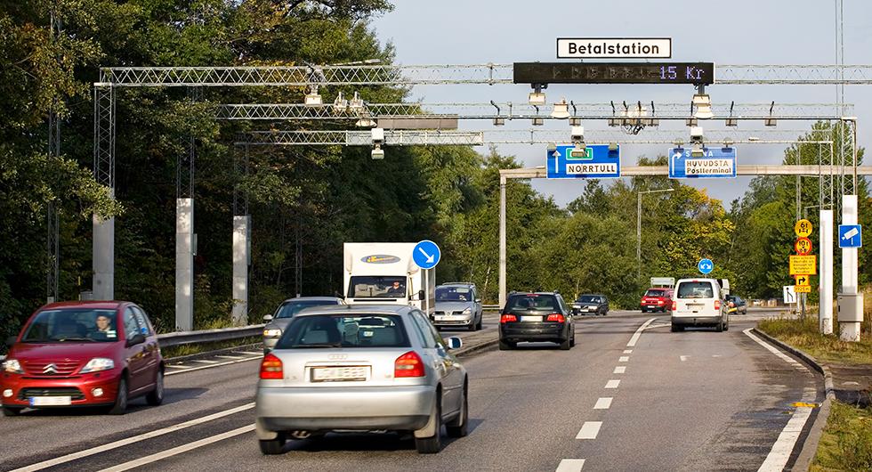 Från och med år 2020 kan trängselskatten komma att höjas igen, för att finansiera kommande satsningar på kollektivtrafiken i Stockholm.