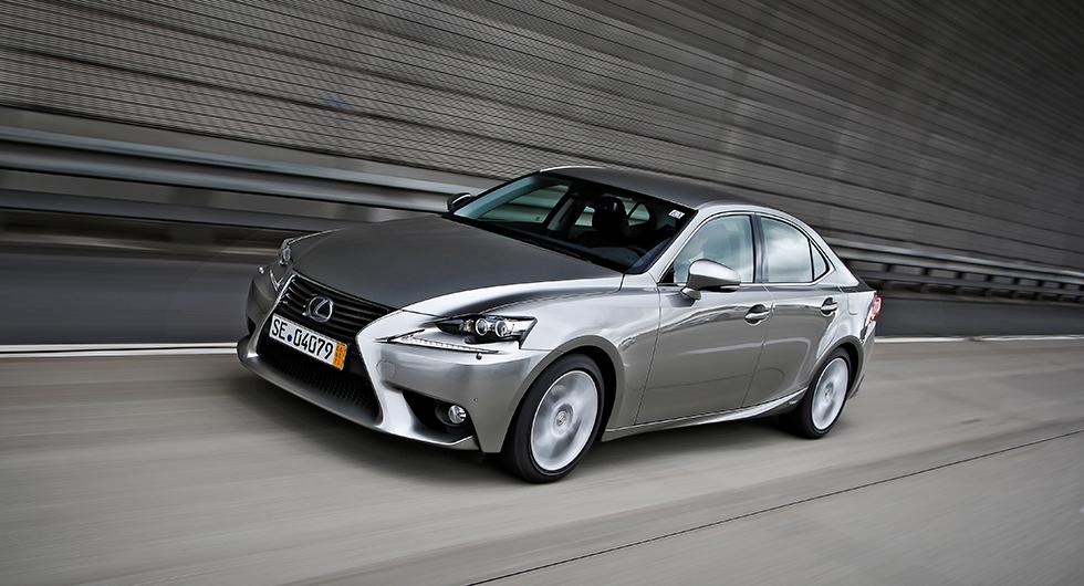 Frågeställaren har en svårstartad Lexus IS 300h i Spanien som inte körs regelbundet.