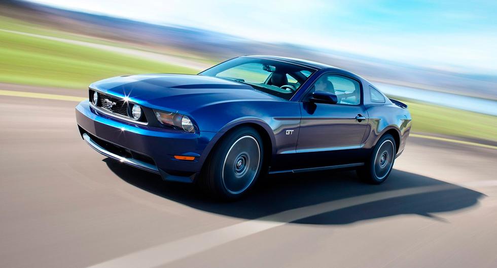 2577 bilar av modellen Ford Mustang återkallas i Sverige. Detta på grund av att de har defekta krockkuddar från Takata.