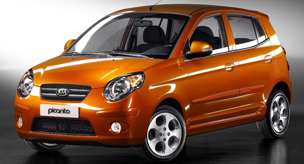 Frågeställaren tycker att en service som kostar över 7.000 kronor verkar lite mycket för en Kia Picanto från 2010.