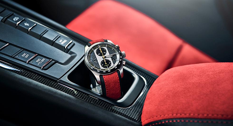 Porsche 911 GT2 RS – urstark med ur