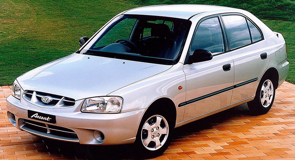 Frågeställaren har en Hyundai Accent från 1999 och undrar vad som händer om kamremmen skulle gå av.