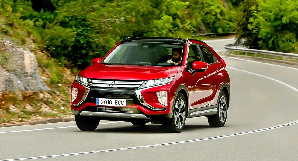 Praktisk suv och ärtig coupé. Nya Mitsubishi Eclipse Cross vill spela bägge roller.