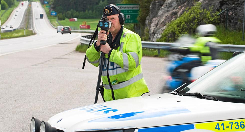 Nästa vecka kommer polisen att genomföra extra många hastighetskontroller på svenska vägar.