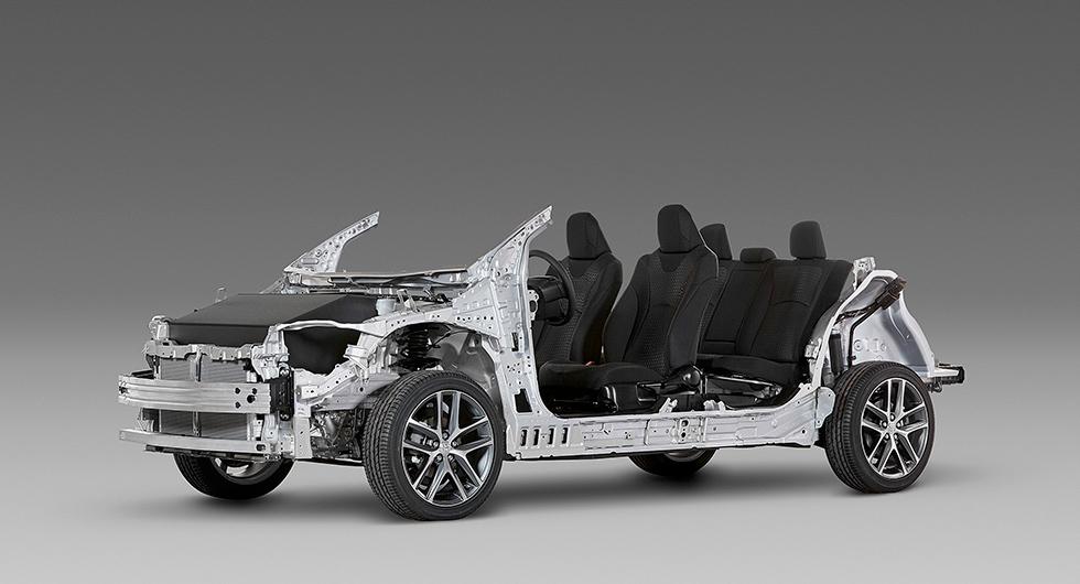 Toyotas TNGA-plattform ska ligga till grund för de nya elbilarna. Här syns plattformen under skalet på crossovern C-HR.