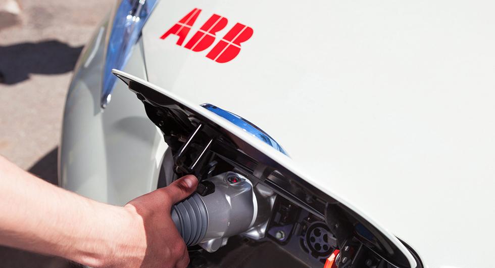 Northvolt bygger batterifabriken med ABB