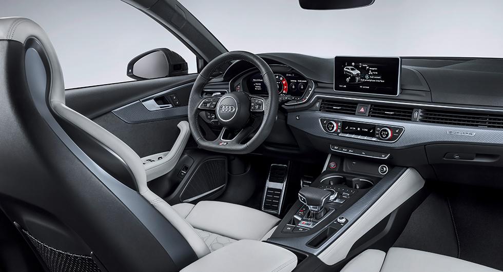 Audi RS4 Avant – fartfyllt familjeåk
