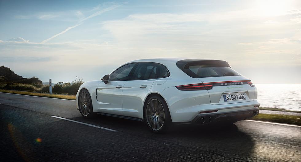 Laddbar, lastbar Panamera